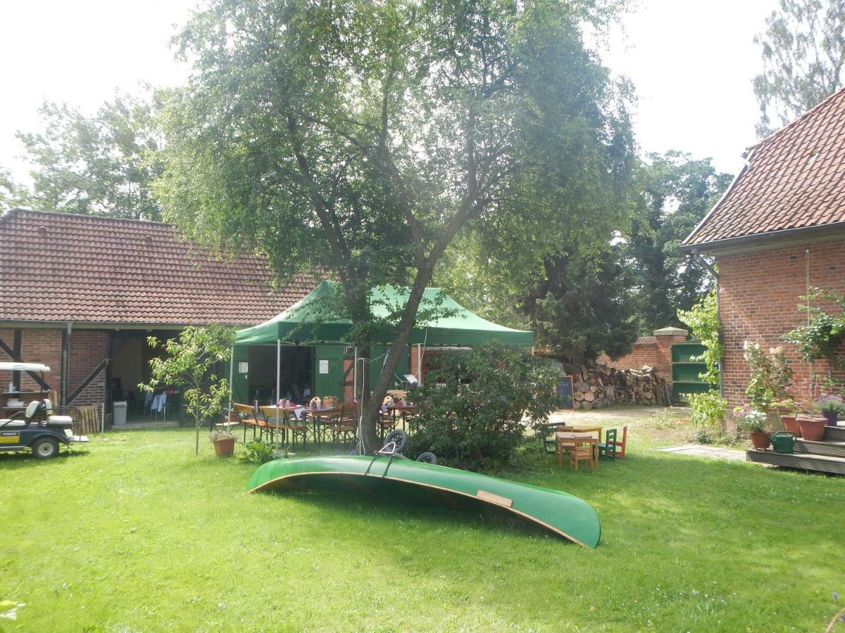 4 Sterne Wohnen "Zum Alten Forsthof" Am Schlosspark, App 1 "Smuck Und Groot" Eutin Exterior foto